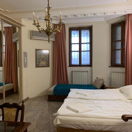 Kalmar Panzio Bed & Breakfast Будапеща Екстериор снимка