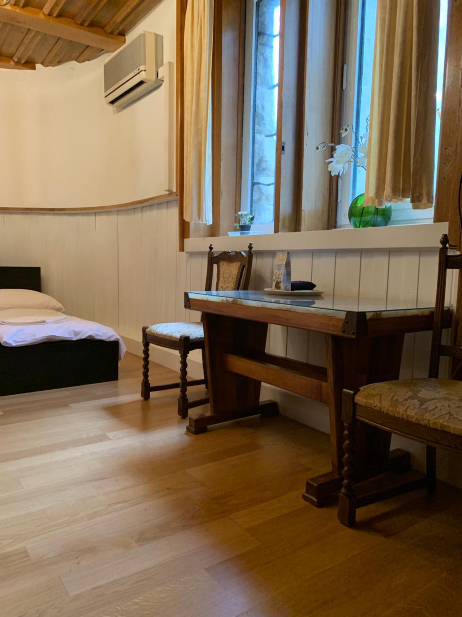 Kalmar Panzio Bed & Breakfast Будапеща Екстериор снимка