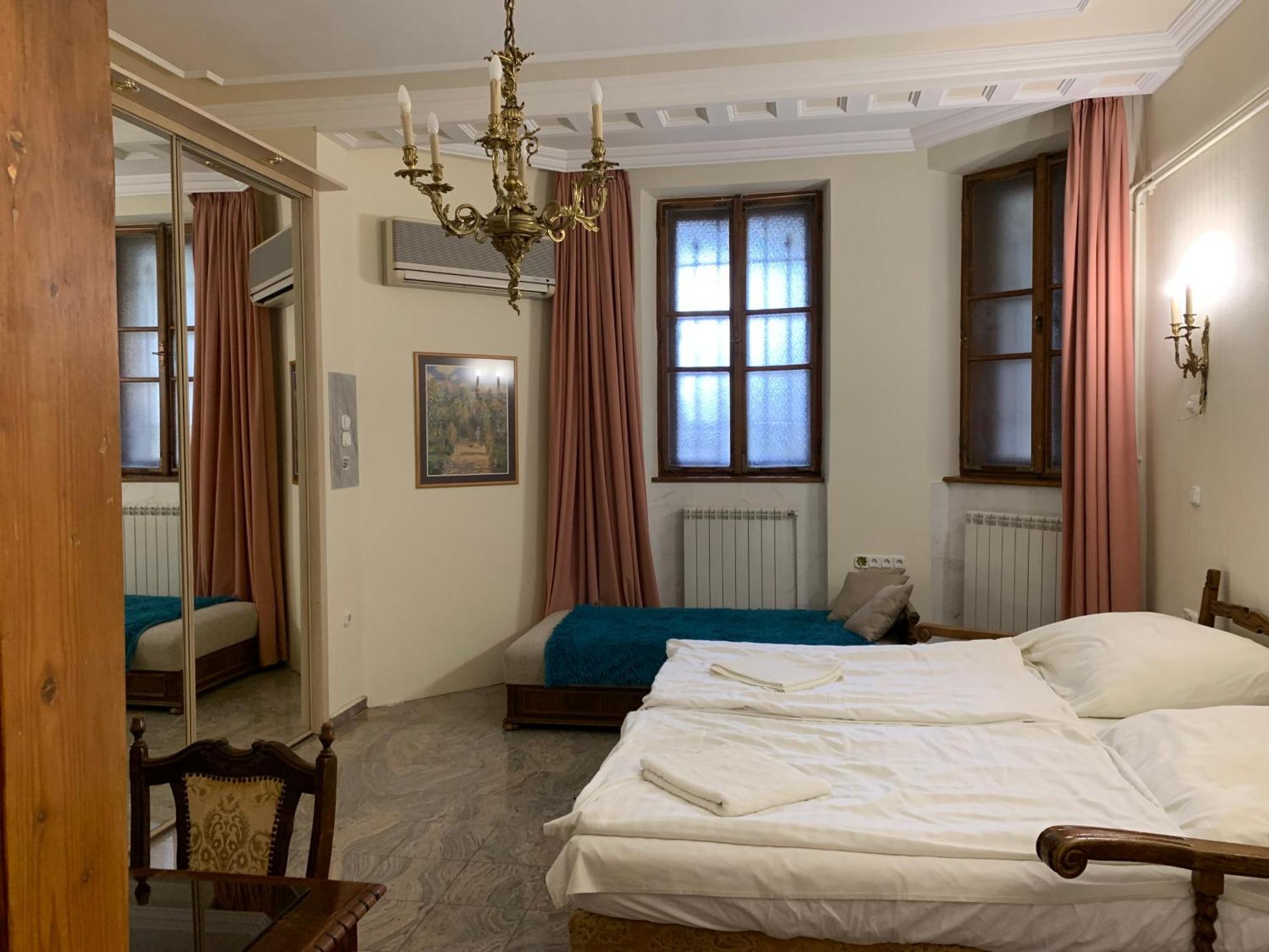 Kalmar Panzio Bed & Breakfast Будапеща Екстериор снимка